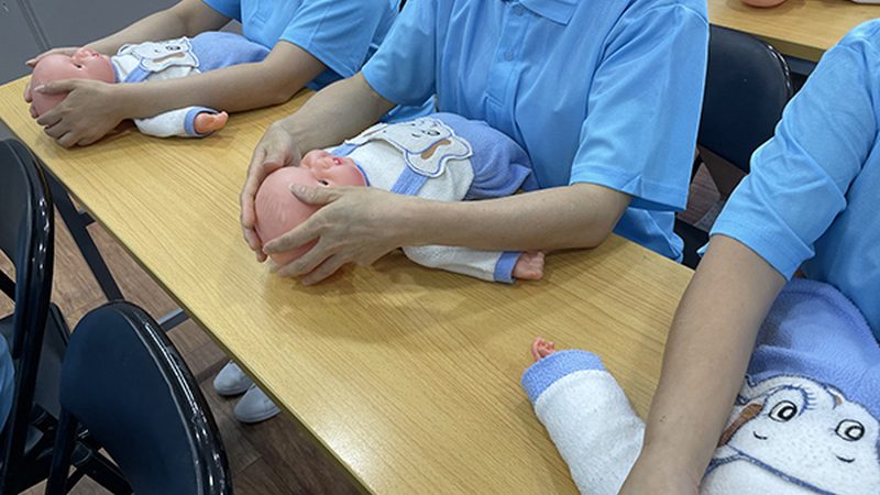 催乳师工作流程：专业步骤解析，助力母乳喂养