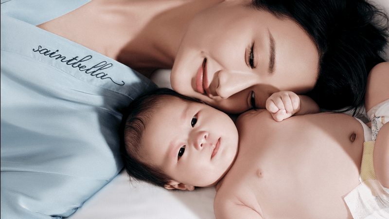 婴儿洗澡抚触垫：材质选择背后的科学**